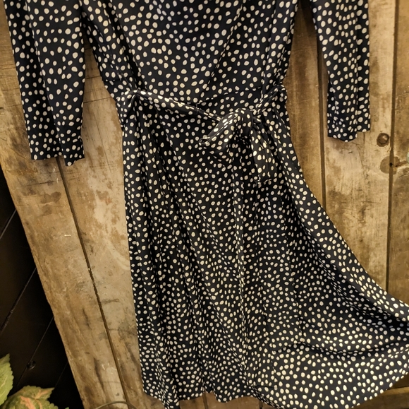 Tahari polka dot dress. - Picture 5 of 8